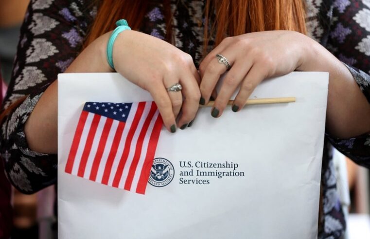 Por orden de Trump, Estados Unidos negará visas a viejos, diabéticos y obesos
