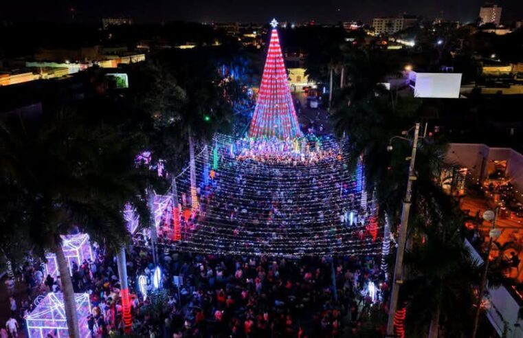 El Ayuntamiento de Mérida enciende el espíritu navideño