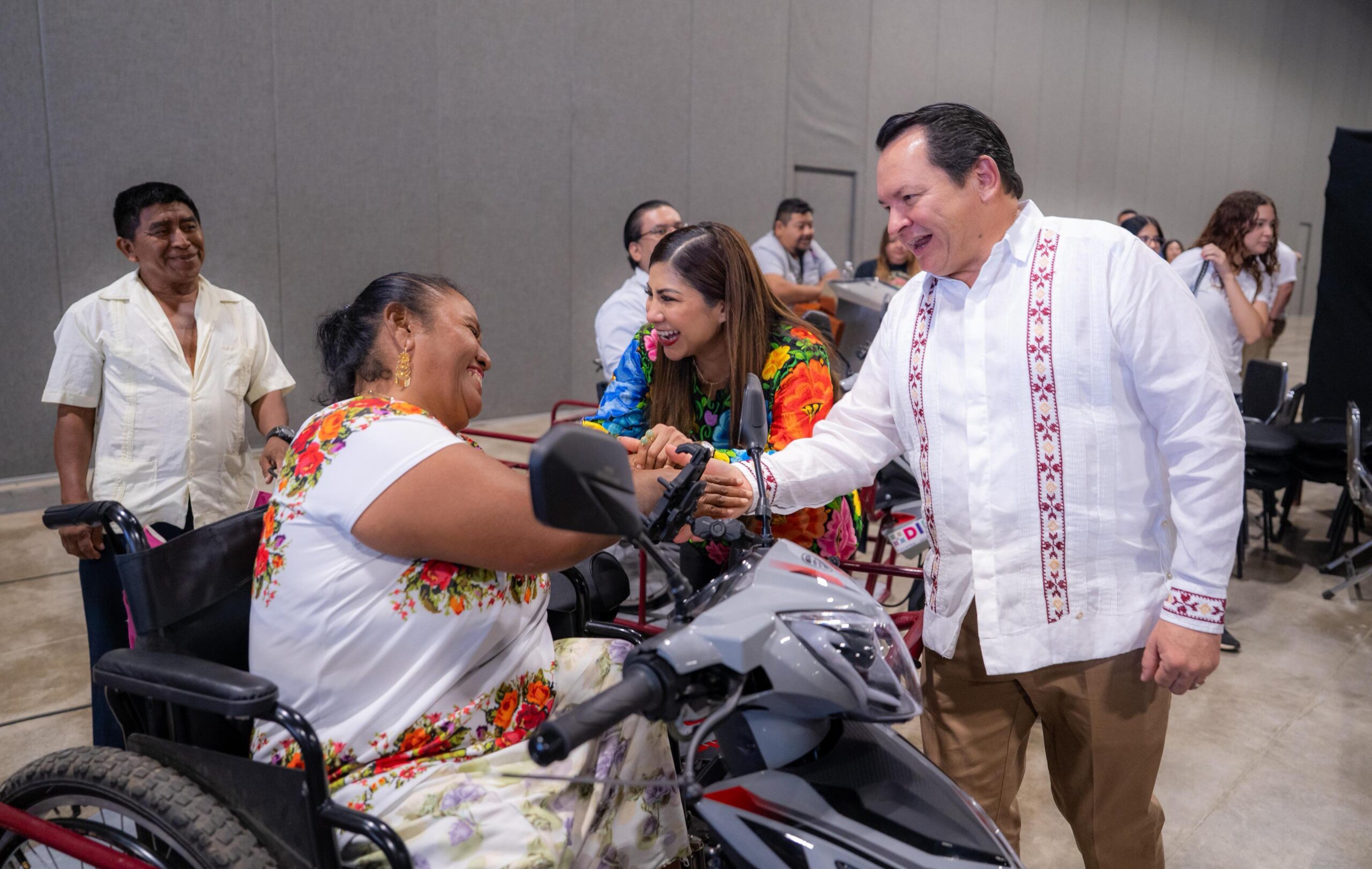  Apoyos devuelven autonomía y dignidad a personas con discapacidad en Yucatán