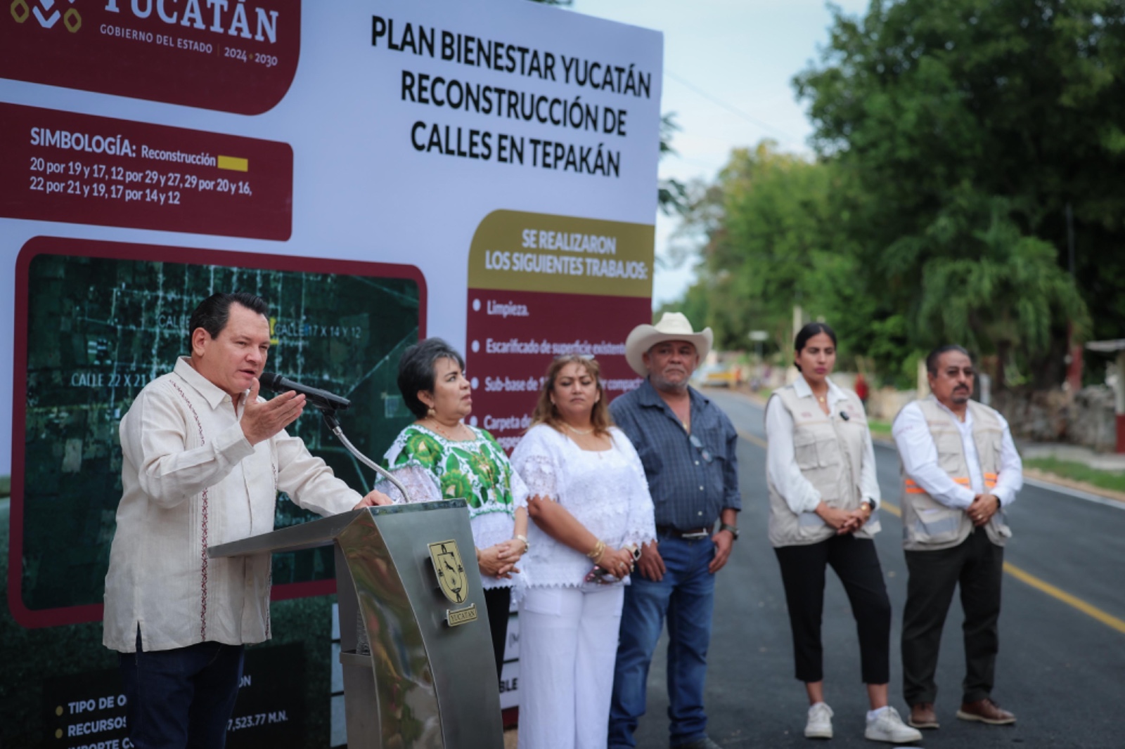 Transforman la vida de las familias de Tepakán con calles dignas