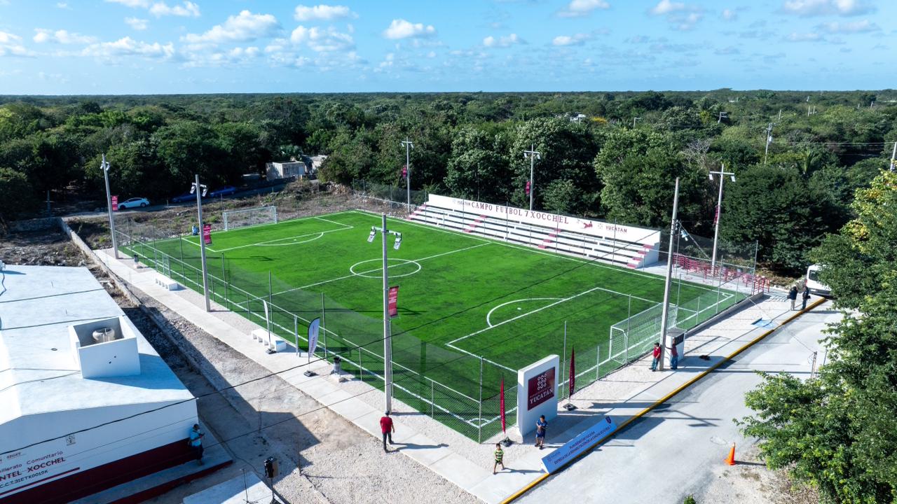 Gobierno del Renacimiento Maya entrega renovada cancha de fútbol 7 en Xocchel 