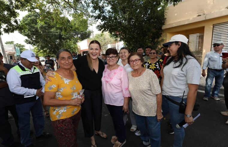 Cecilia Patrón entrega obras de repavimentación en Bosques del Poniente