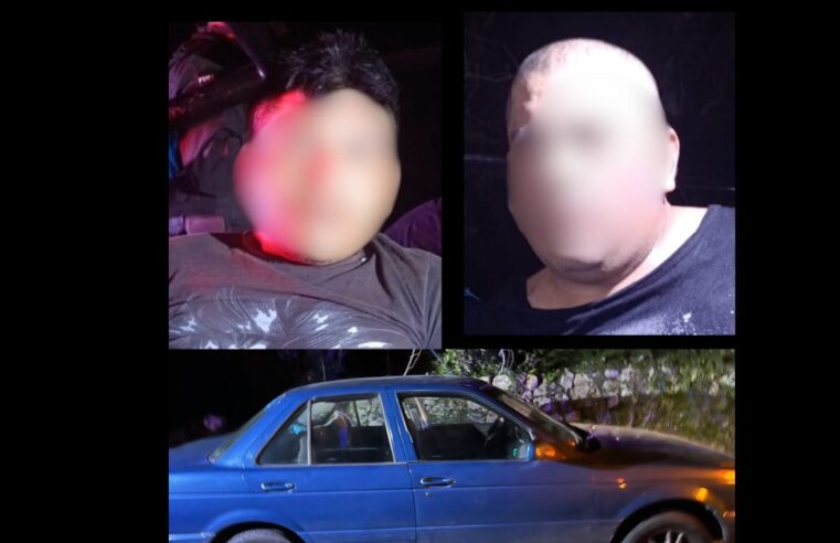 Roban auto en Mérida y los detienen en carretera tras intensa persecución