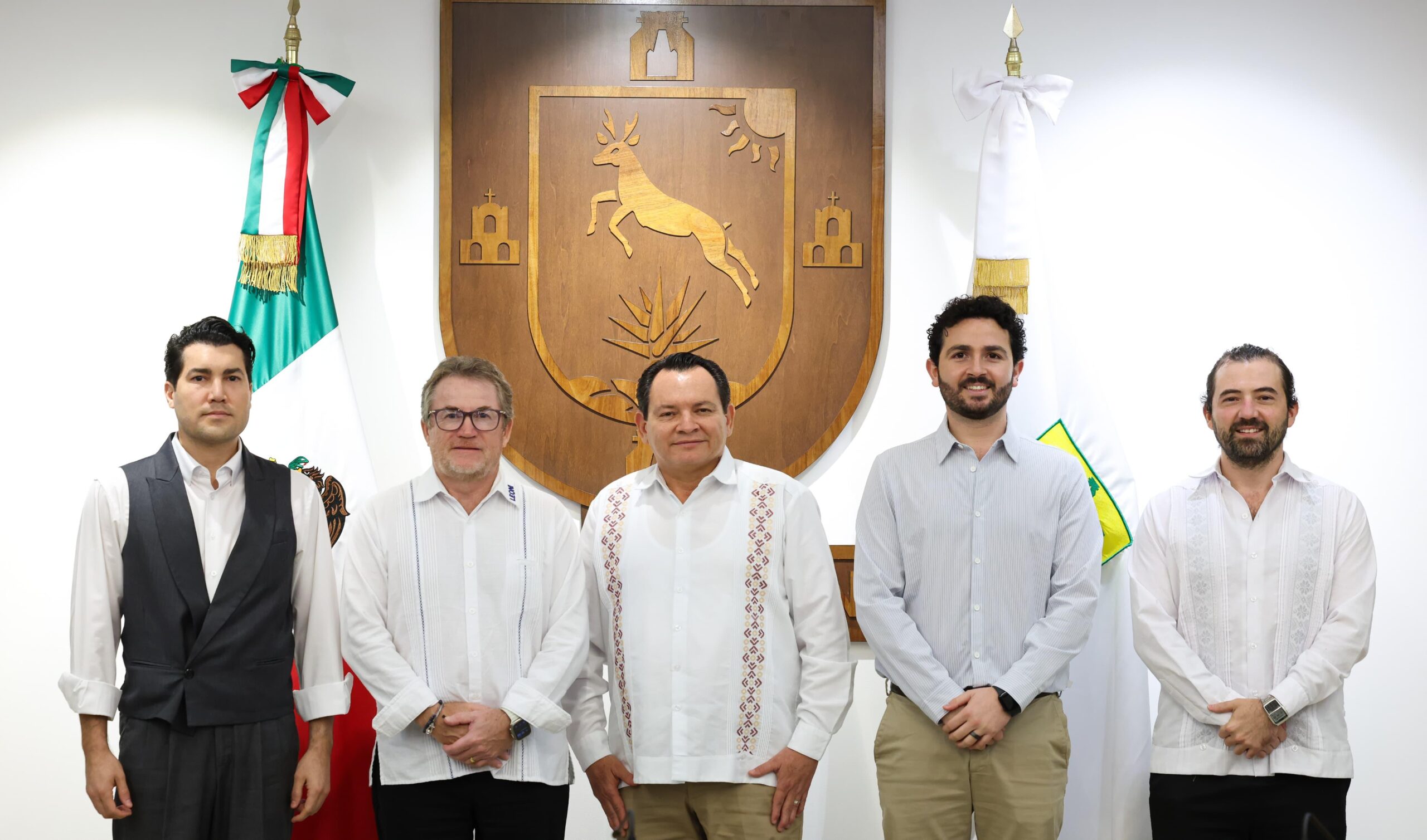 Gobierno de Yucatán impulsa inversión productiva con empresa automotriz