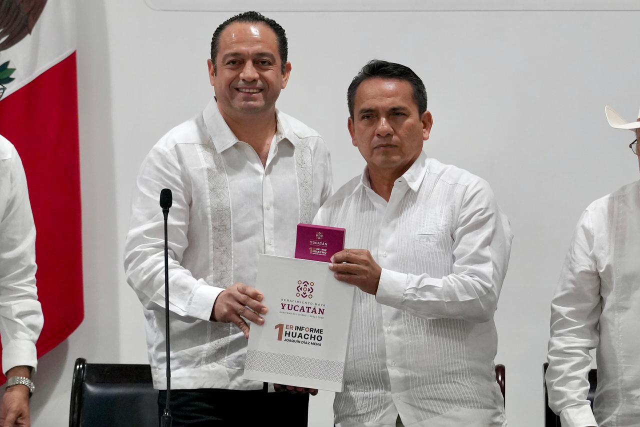 Destacan cambio en la forma de gobernar durante entrega del 1er Informe de Díaz Mena