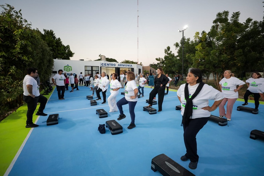 Inaugura Cecilia Patrón espacio deportivo en Centro Armonía para los adultos mayores