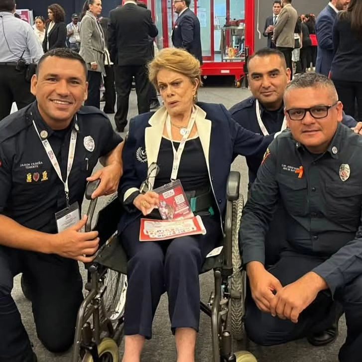 Fundación Michou y Mau: una oscura noche de fuego de cuyas cenizas nació la esperanza