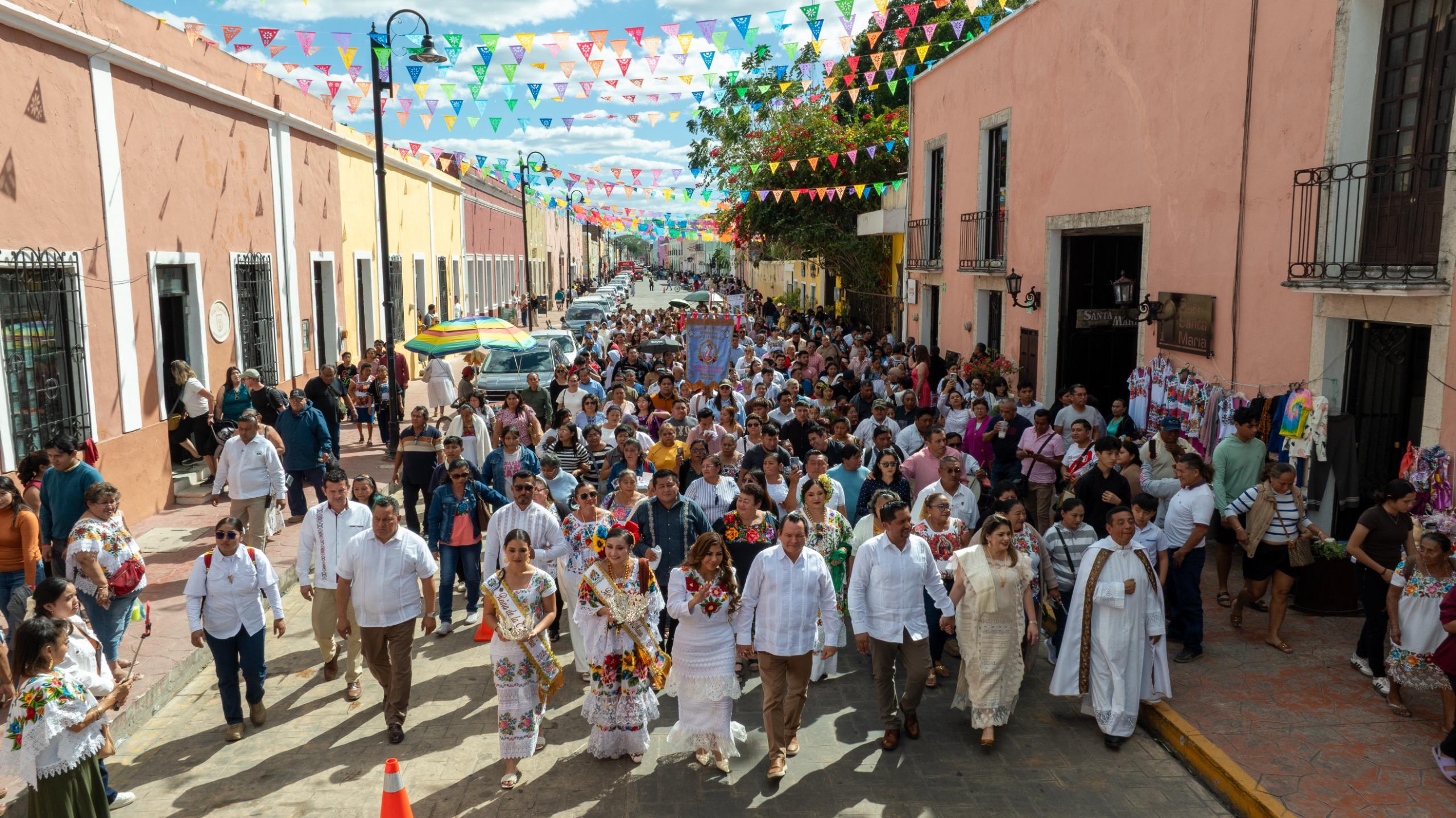 Huacho Díaz impulsa tradiciones en Valladolid