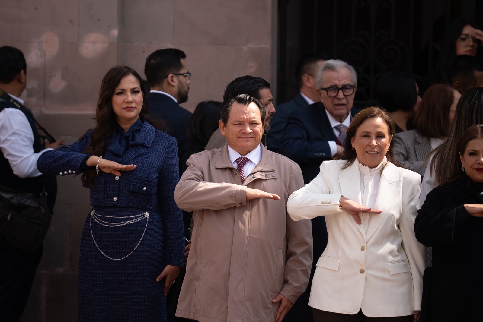 Díaz Mena acompaña a la presidenta Sheinbaum en el 109 Aniversario de la Constitución