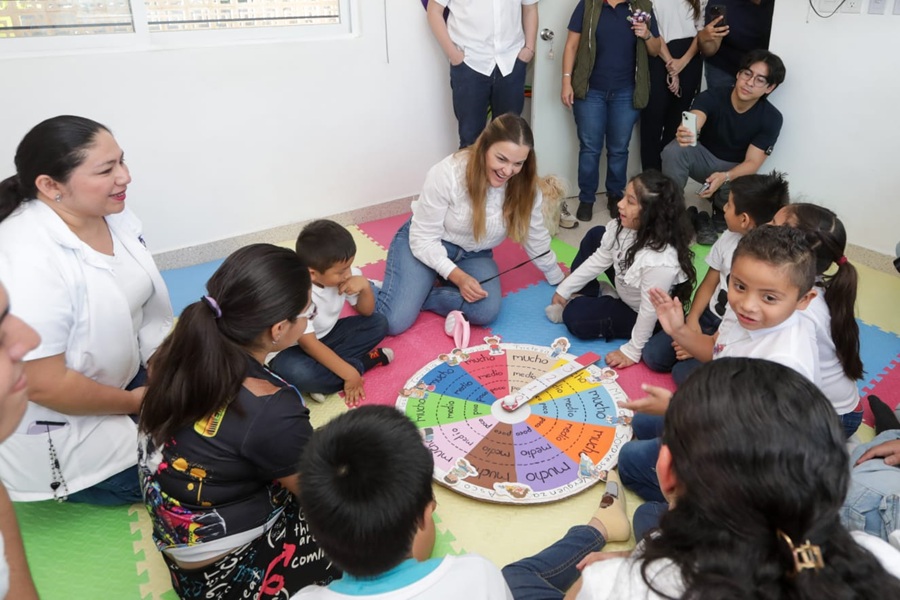 Amplía Cecilia Patrón horarios en centros de cuidado a la primera infancia en Mérida