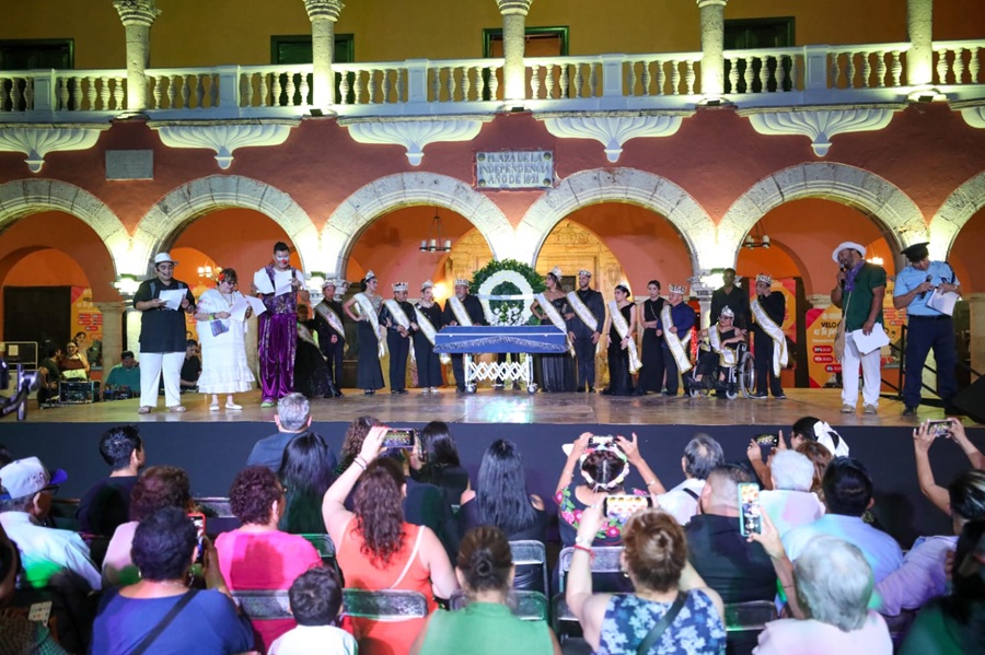 Entierro de Juan Carnaval marca el cierre del Circo Carnaval Mérida 2026