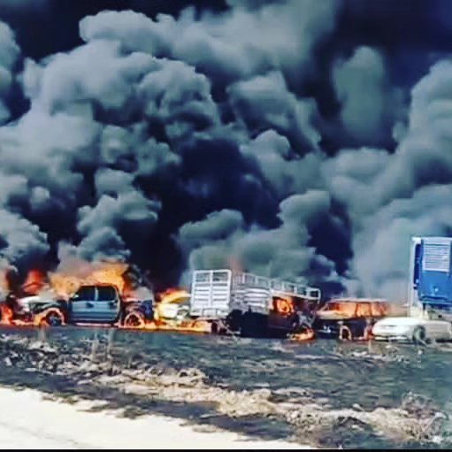 Se queman más de 180 vehículos en un corralón
