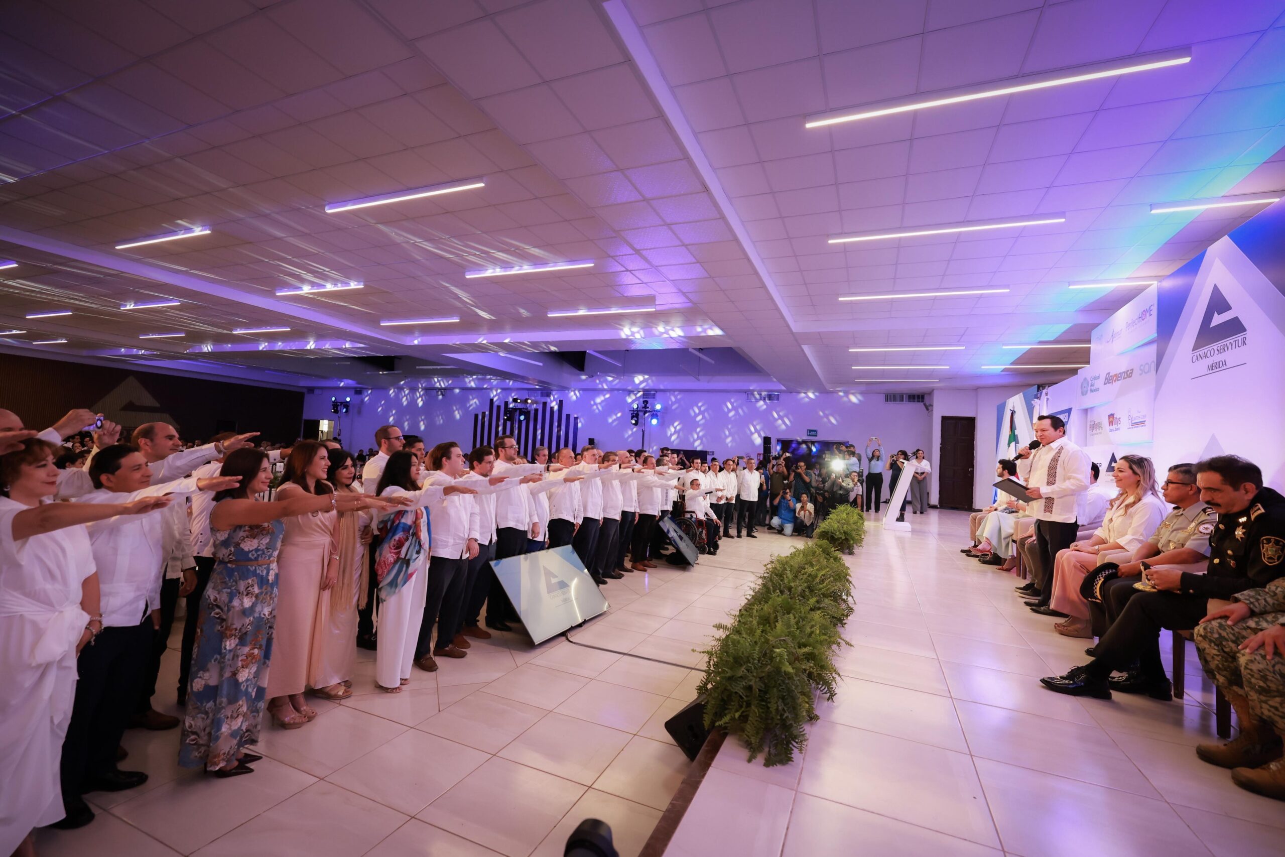 Gobierno del Renacimiento Maya y sector empresarial fortalecen alianza por el desarrollo de Yucatán