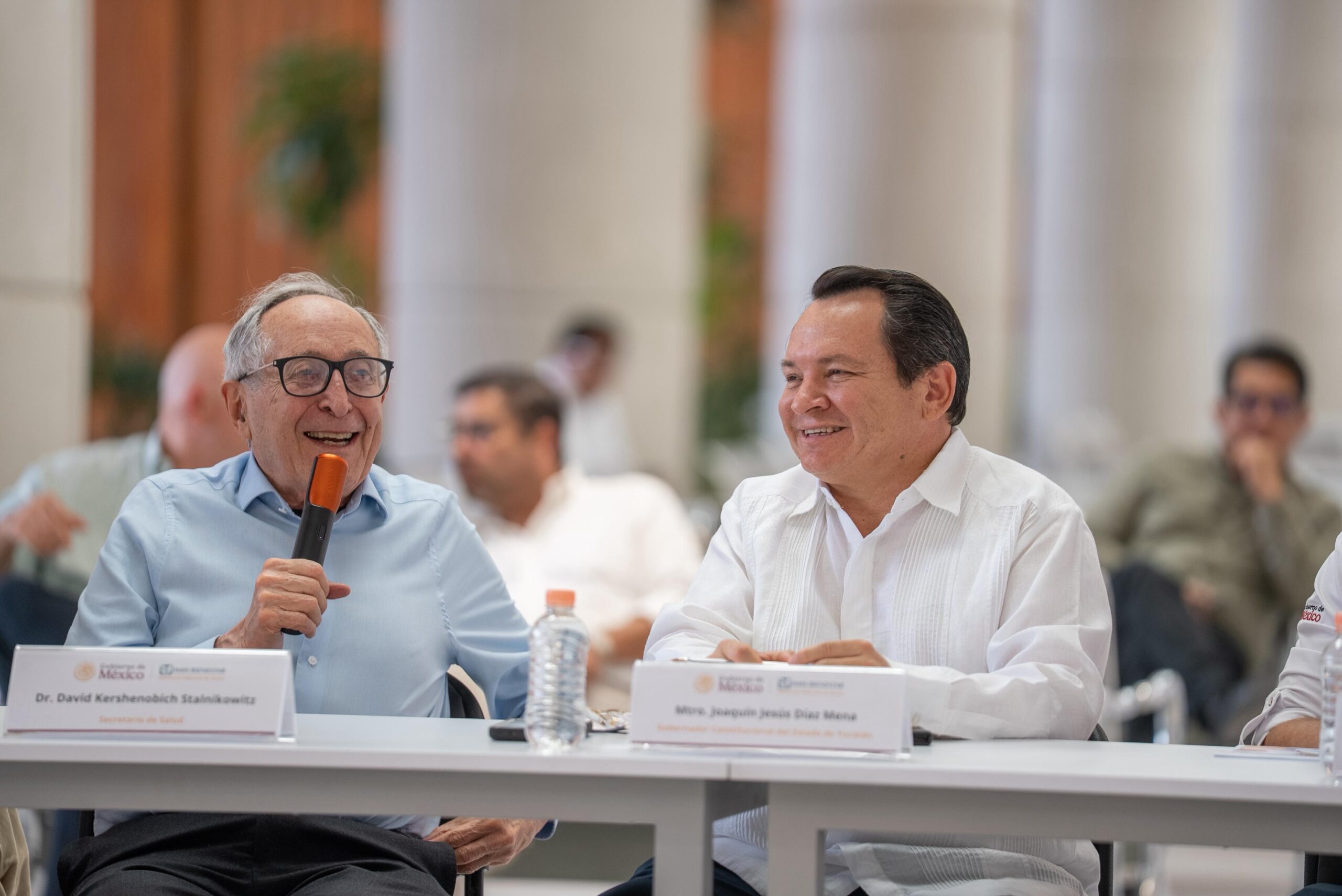 Gobiernos de México y Yucatán refuerzan coordinación para mejorar acceso a la salud