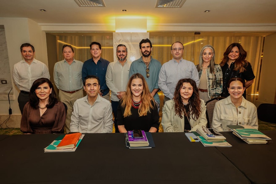 Cecilia Patrón dialoga con Líderes sobre estrategias de educación y capacitación para el empleo