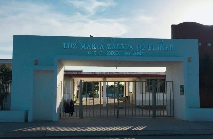 Maestro droga con dulces a tres alumnas de secundaria en Playa del Carmen