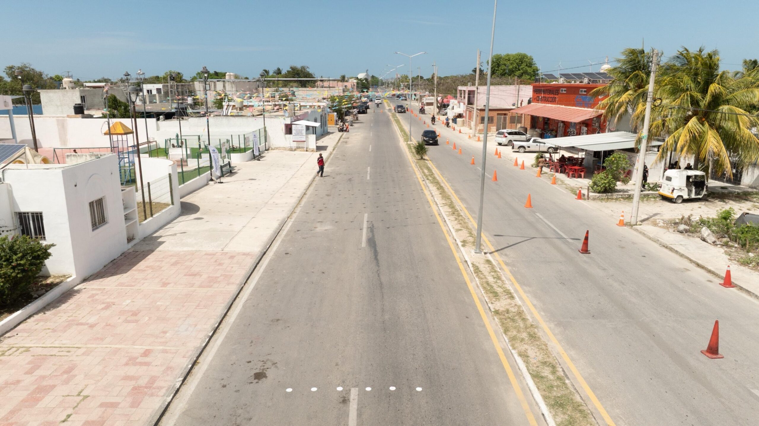 Entregan reconstrucción de calles en Progreso y Flamboyanes