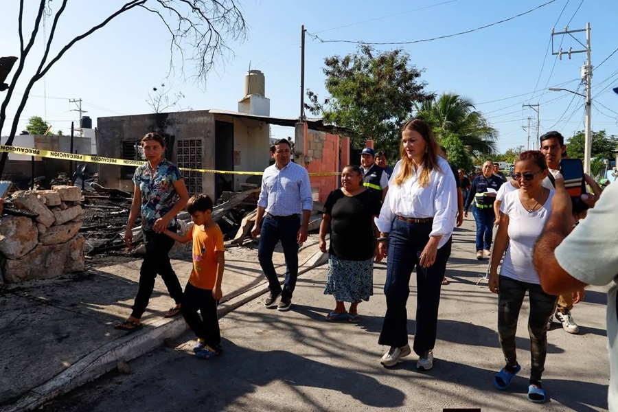 El Ayuntamiento de Mérida firme junto a las familias afectadas por el incendio en San Luis Sur Dzununcán