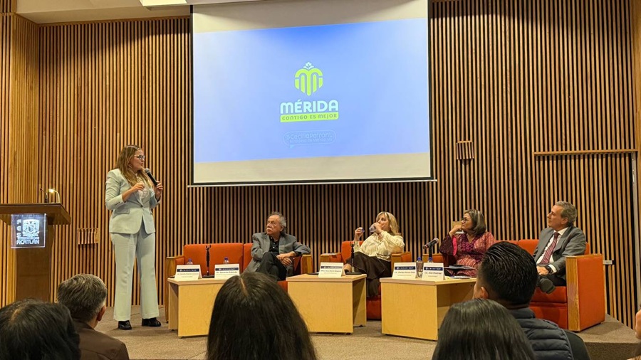 Expone Cecilia Patrón ante universitarios las fortalezas de gobernar con la gente