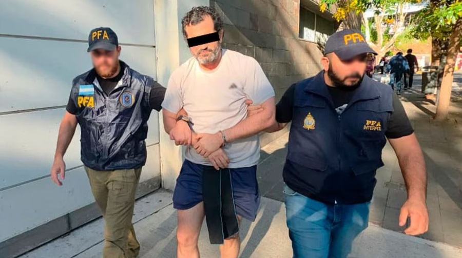 Detienen en Argentina al contralmirante Fernando Farías, líder del huachicoleo