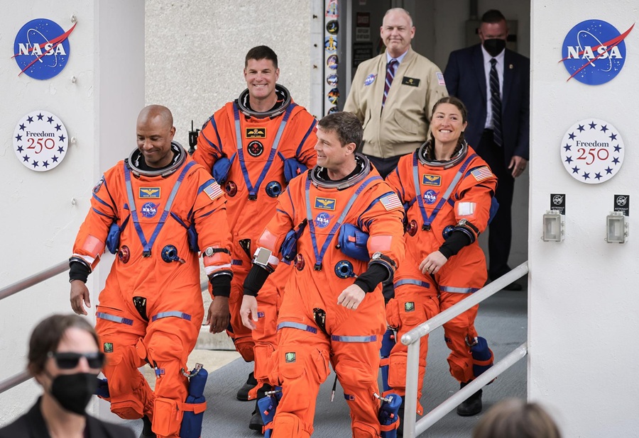 Luego de más de 50 años los humanos regresan a la Luna