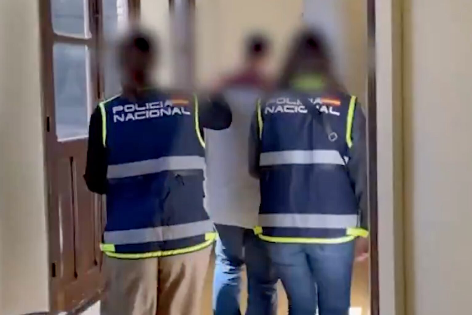 Detienen a sujeto en España por estafar a jóvenes futbolistas; les prometía jugar en equipos de élite