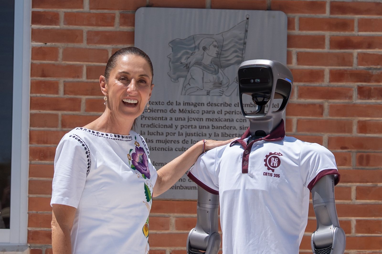 La presidenta Sheinbaum y Huacho Díaz impulsan educación tecnológica con nuevo CBTis en Ciudad Caucel 
