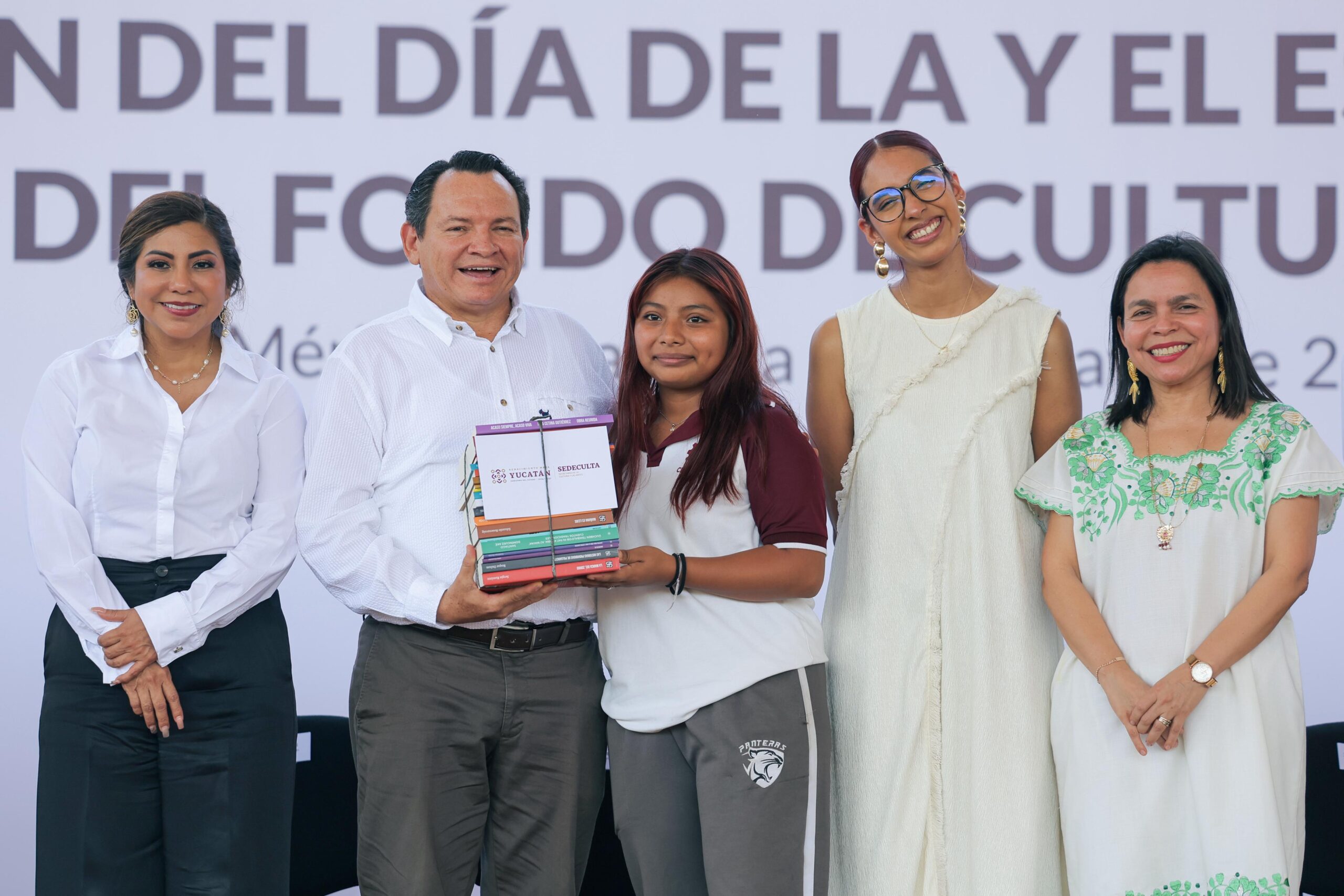 Renacimiento Maya fomenta la lectura entre las juventudes yucatecas