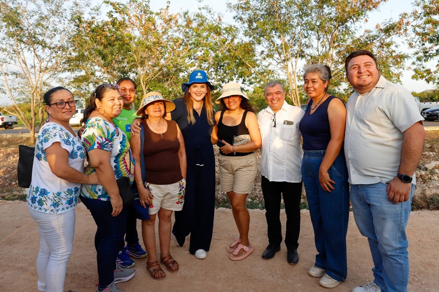Cecilia Patrón supervisa avance del nuevo corredor verde de Mérida en Ciudad Caucel