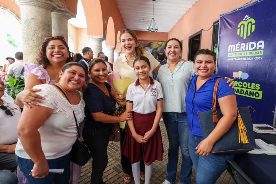 Meridanos hallan respuesta rápida y eficiente en el Miércoles Ciudadano de Cecilia Patrón