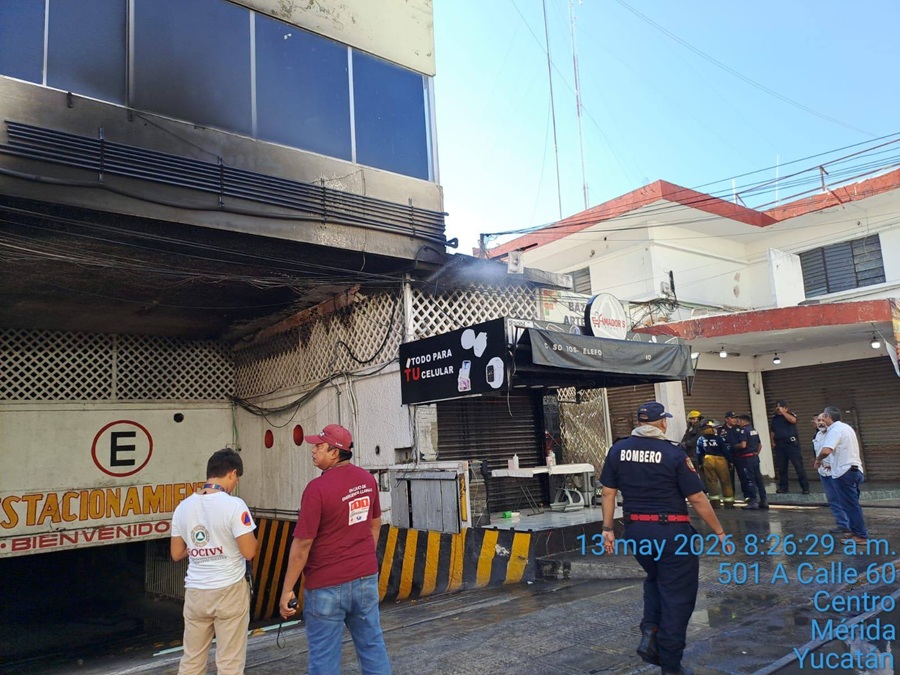Se quema una zapatería en el Bazar García Rejón