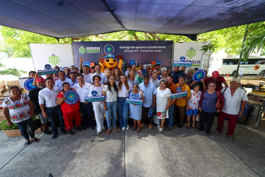 Entrega Cecilia Patrón apoyos a productores de Círculo 47: ¡Gracias por estar en cada mesa de Mérida!