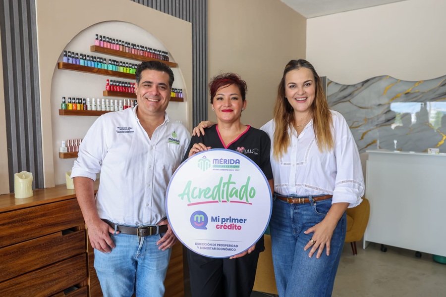 Cecilia Patrón promueve créditos para meridanas emprendedoras mediante Macromer y Micromer
