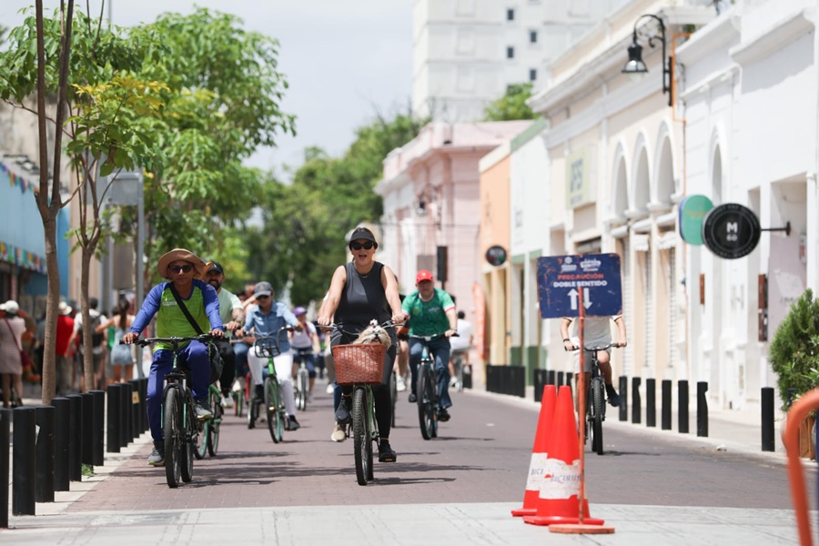 Cecilia Patrón participa en la Bici-ruta ampliada hacia Distrito Mejorada