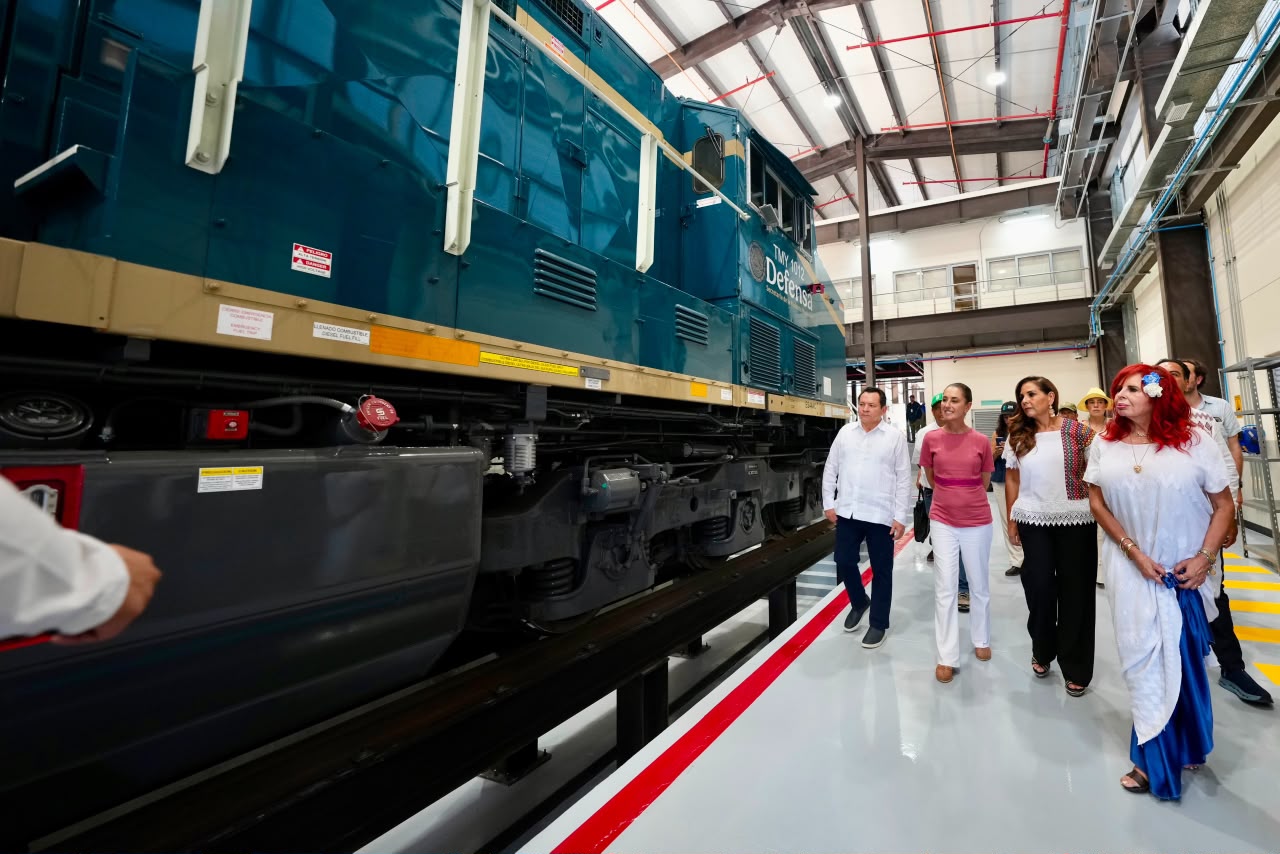 Claudia Sheinbaum y gobernadores del sureste revisan avances del Tren Maya de Carga