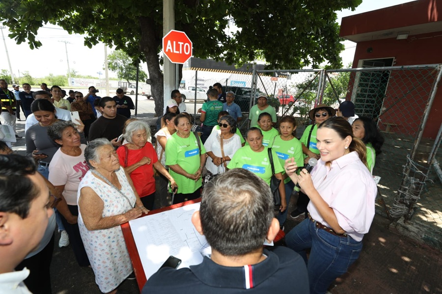 Cecilia Patrón entrega calles repavimentadas y con señalética nueva en El Porvenir y Pensiones