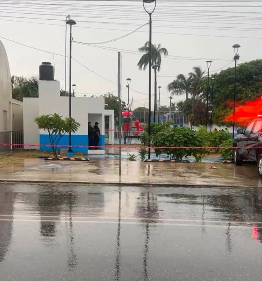 Con dos botellas al lado, lo encuentran muerto en una capilla