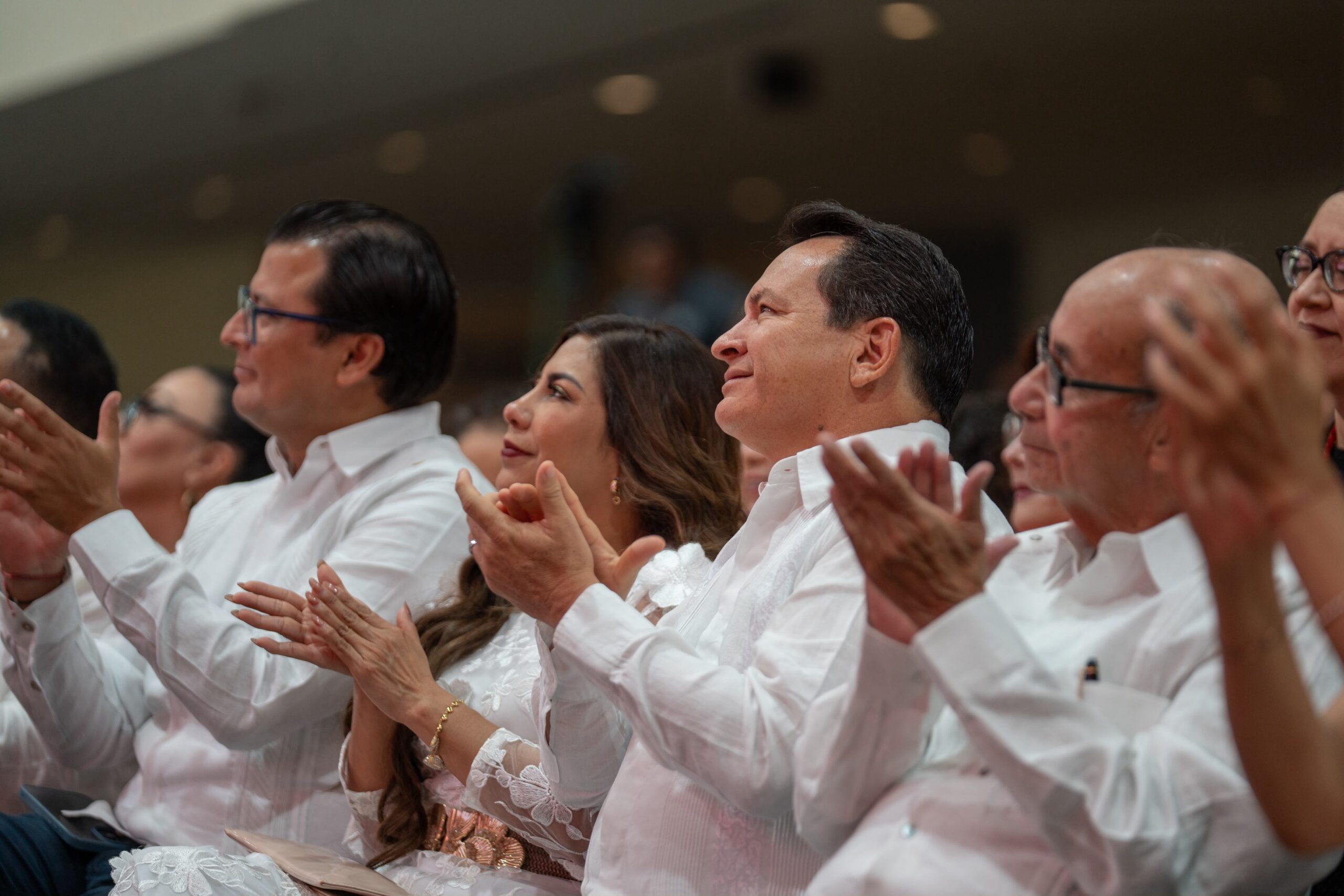 Huacho Díaz acompaña a Layda Sansores en su quinto informe de gobierno