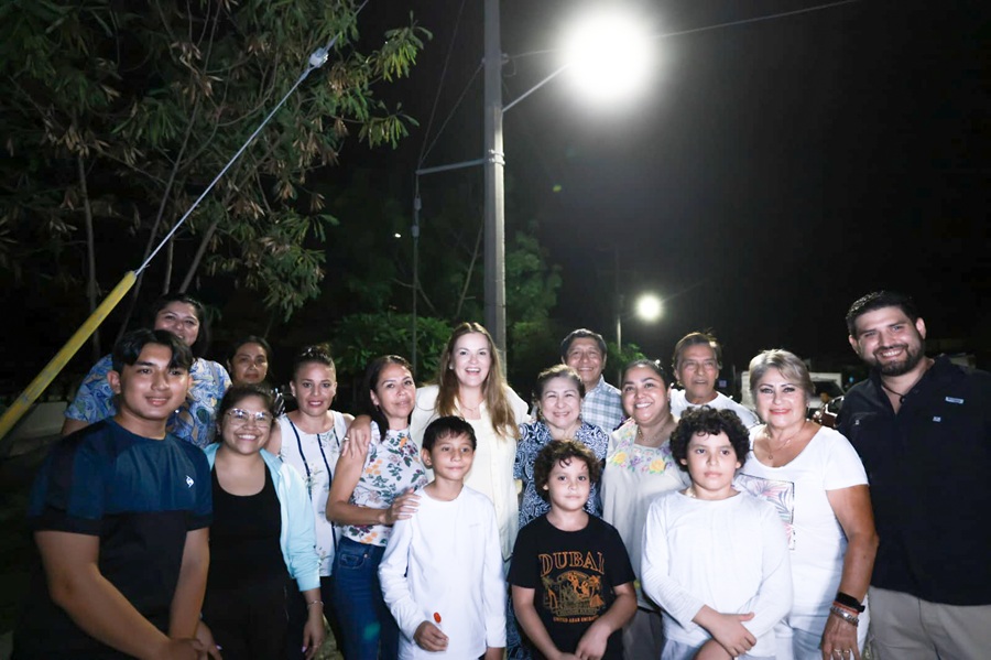 Con más de 80 mil nuevas lámparas LED Mérida brilla más que nunca: Cecilia Patrón