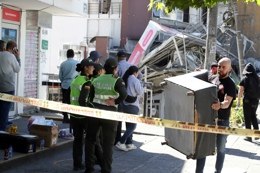 Colombia contabiliza ya 281 muertos y 379 desaparecidos por el terremoto
