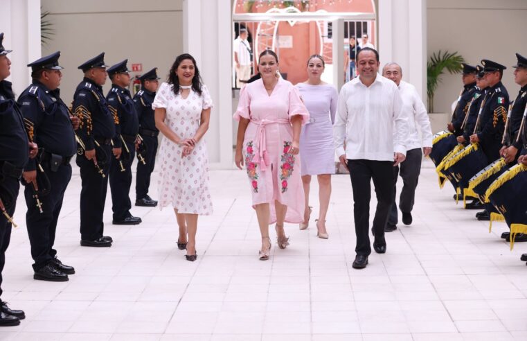 Conmemora Cecilia Patrón la Independencia de México.