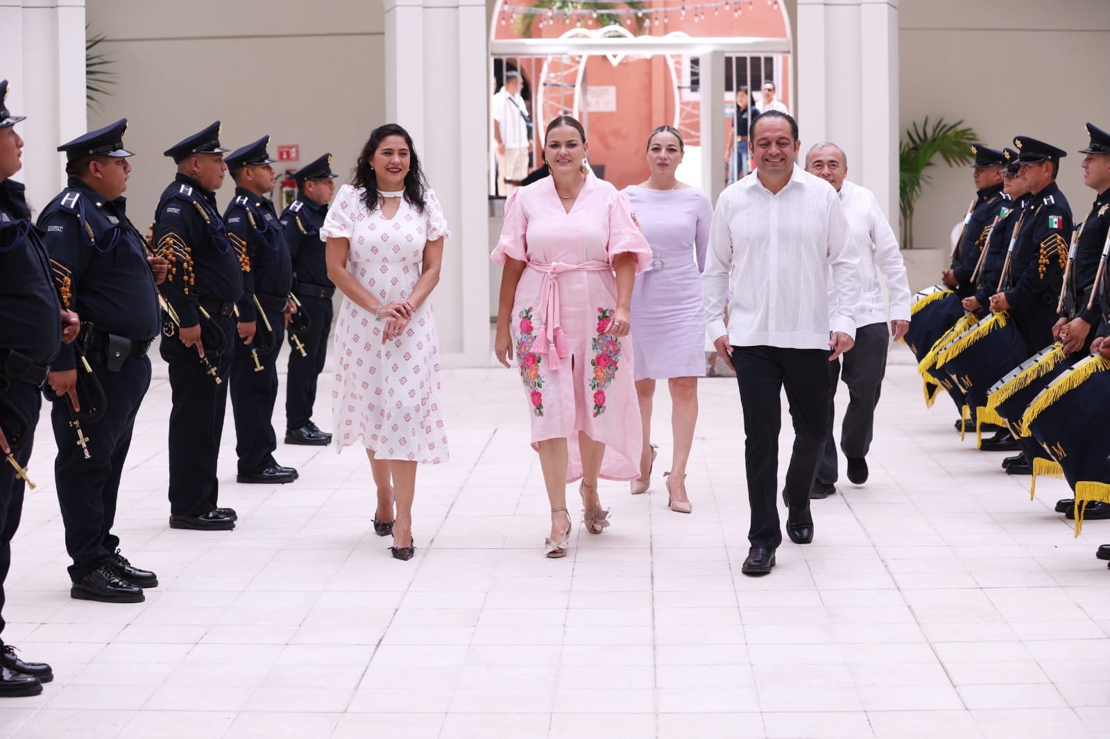 Conmemora Cecilia Patrón la Independencia de México.