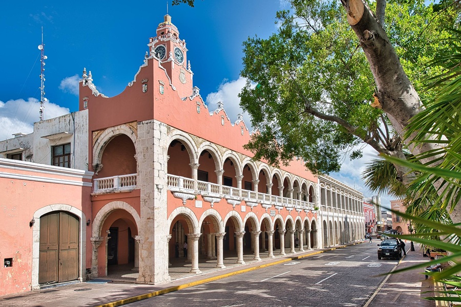 El Ayuntamiento de Mérida informa sobre servicios municipales durante el día inhábil por las fiestas patrias