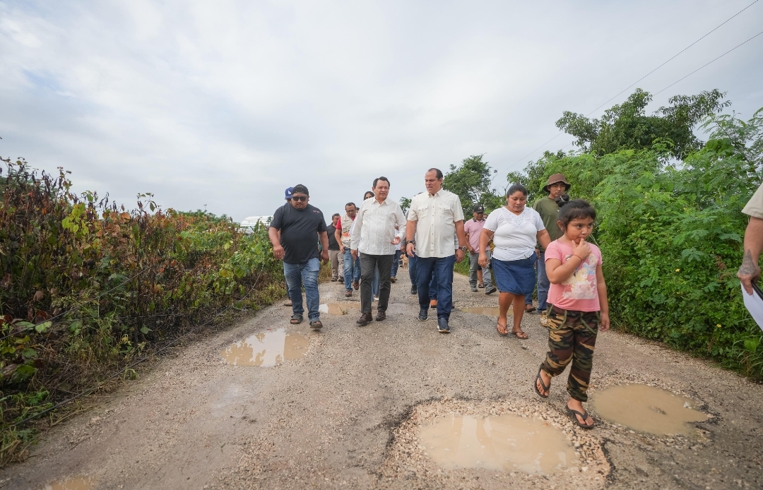 Arranca reconstrucción de la carretera Tixcancal–Chan Cenote–Trascorral