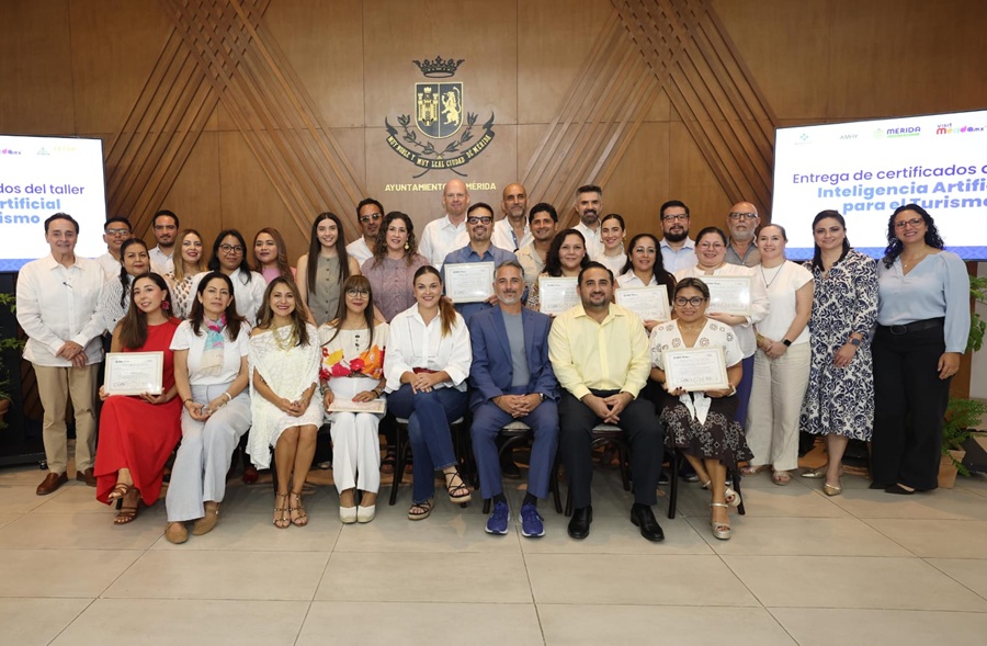 Mérida fortalece la preparación digital del sector turístico con curso de Inteligencia Artificial