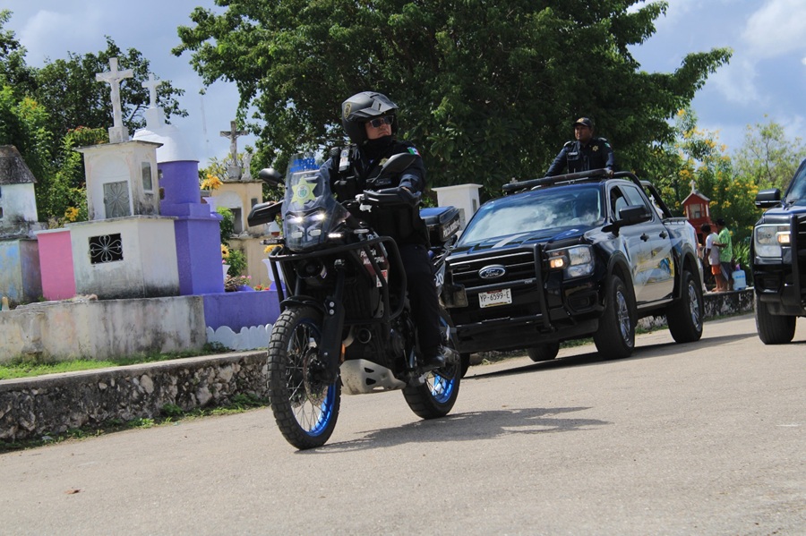 Policía de Mérida realiza operativo con motivo del Día de Muertos