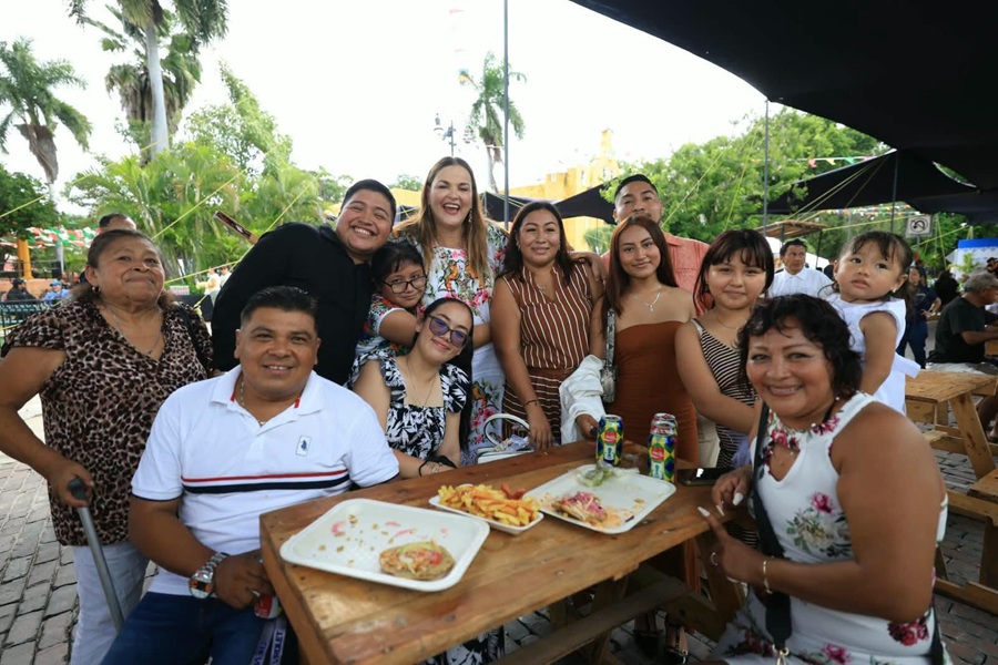 Cecilia Patrón impulsa el comercio y economía locales con la Feria del Panucho